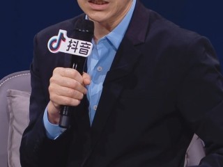 抖音直播刘德华穿的皮鞋,抖音直播刘德华