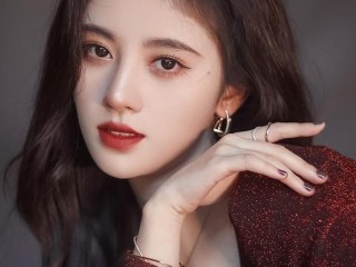 最火女明星的名字(最火女明星排行榜前十名名字)