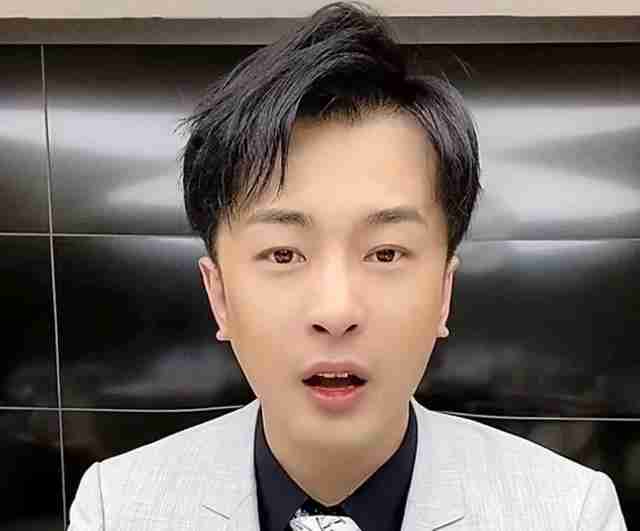 网红辛巴老婆图片,网红辛巴老婆 网红辛巴老婆图片,网红辛巴老婆