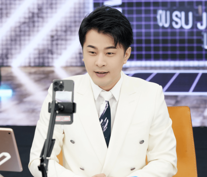 辛巴网红直播间在哪里,辛巴网红直播间 辛巴网红直播间在哪里,辛巴网红直播间