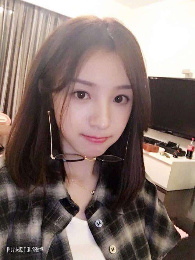 斗鱼主播一个月多少钱(斗鱼普通主播一个月多少钱)