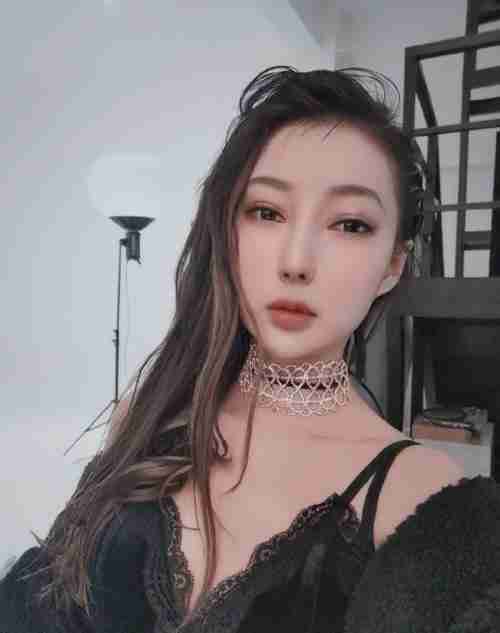 网红鼻祖郭美美(网红鼻祖郭美美多大) 网红鼻祖郭美美(网红鼻祖郭美美多大)