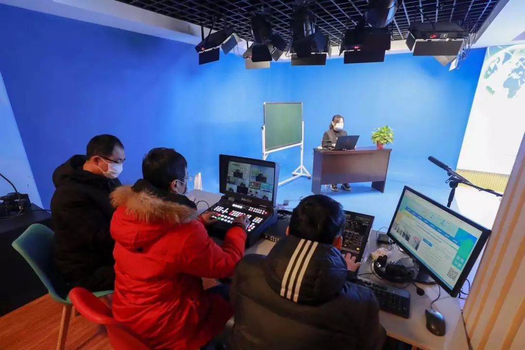 快手直接进入,快手直播间在线观看