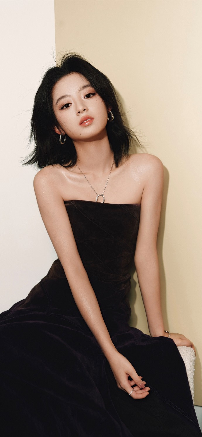 最火女明星手机壁纸(当红女明星手机壁纸全面屏高清)