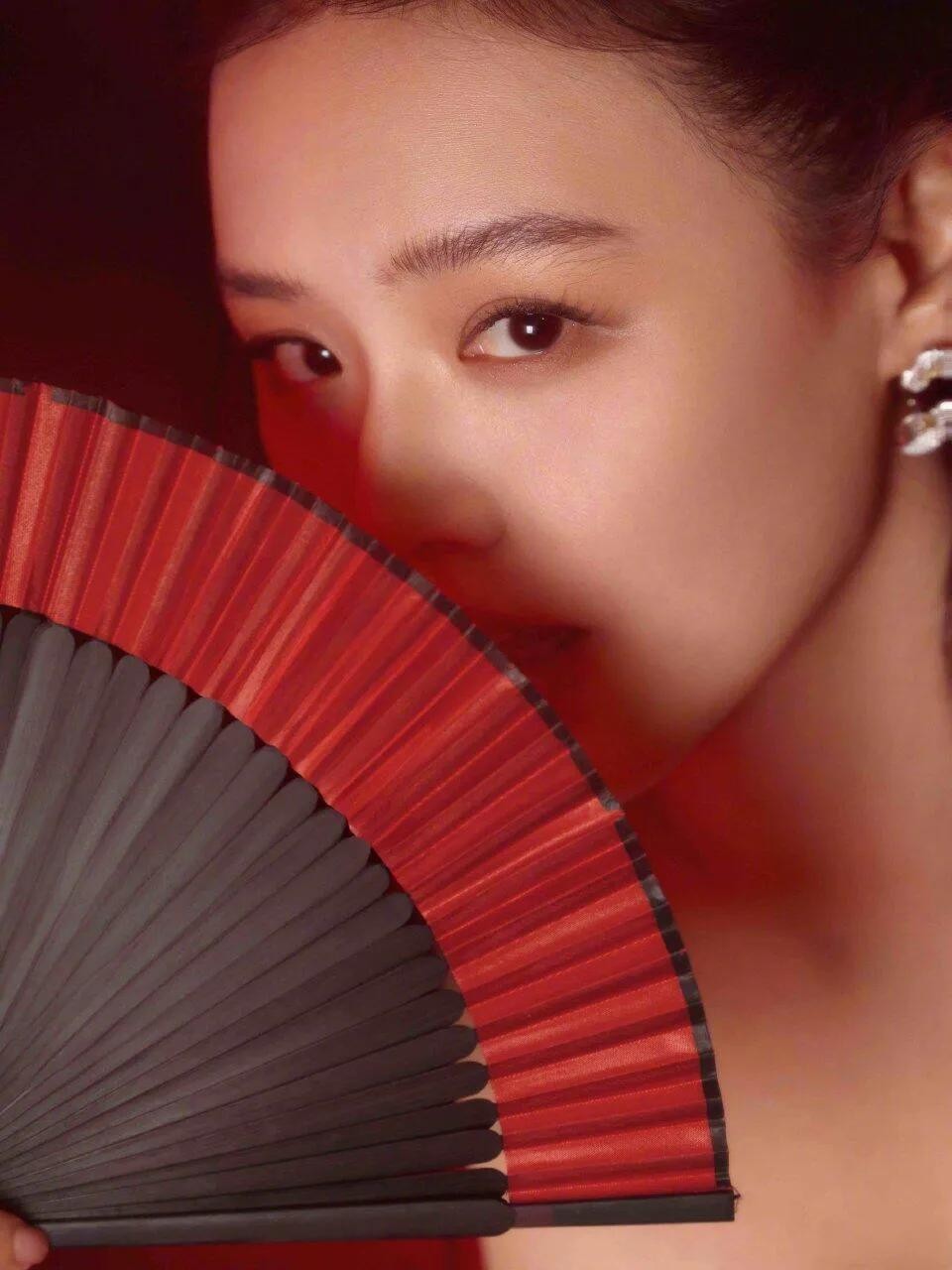 最火女明星前十名名字,最火女明星2025前2o名