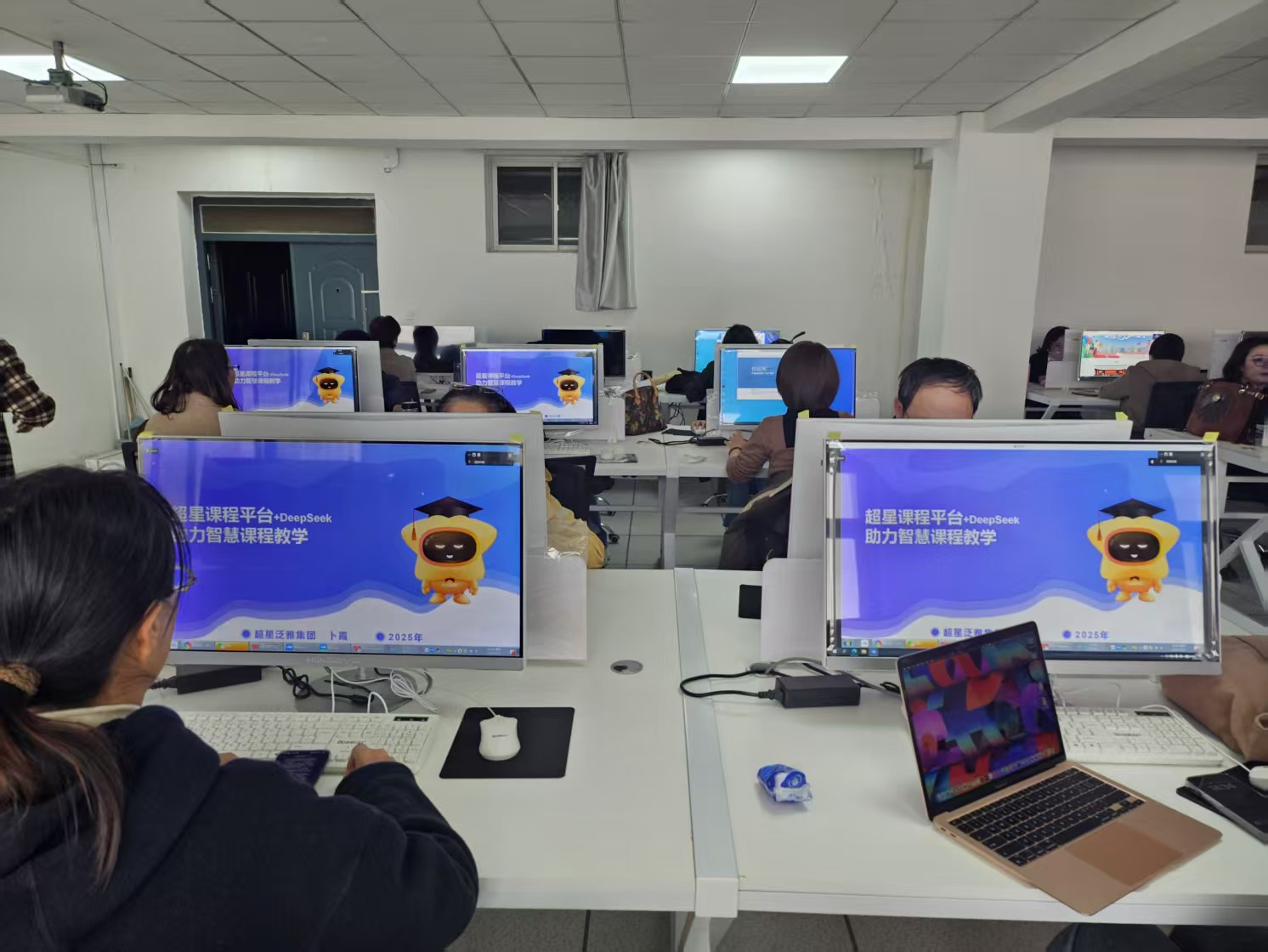 人工智能培训公司(人工智能知名培训机构)